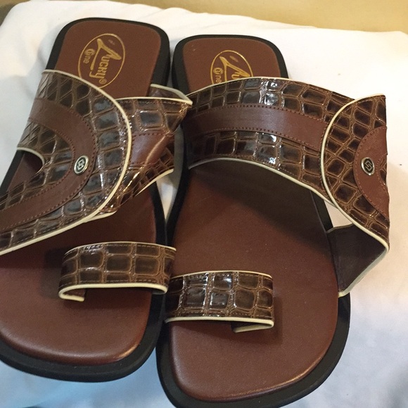 Brown slippers for men
